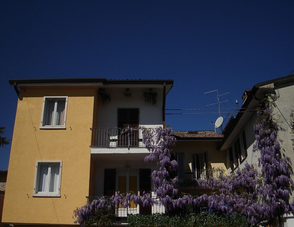Residence La Fattoria — 4-Star Luxury Hotel in Lazise, Italy