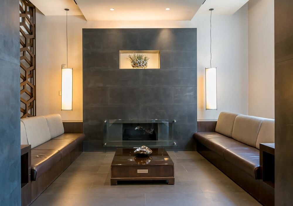 M Suites at Newport in Jersey City, United States