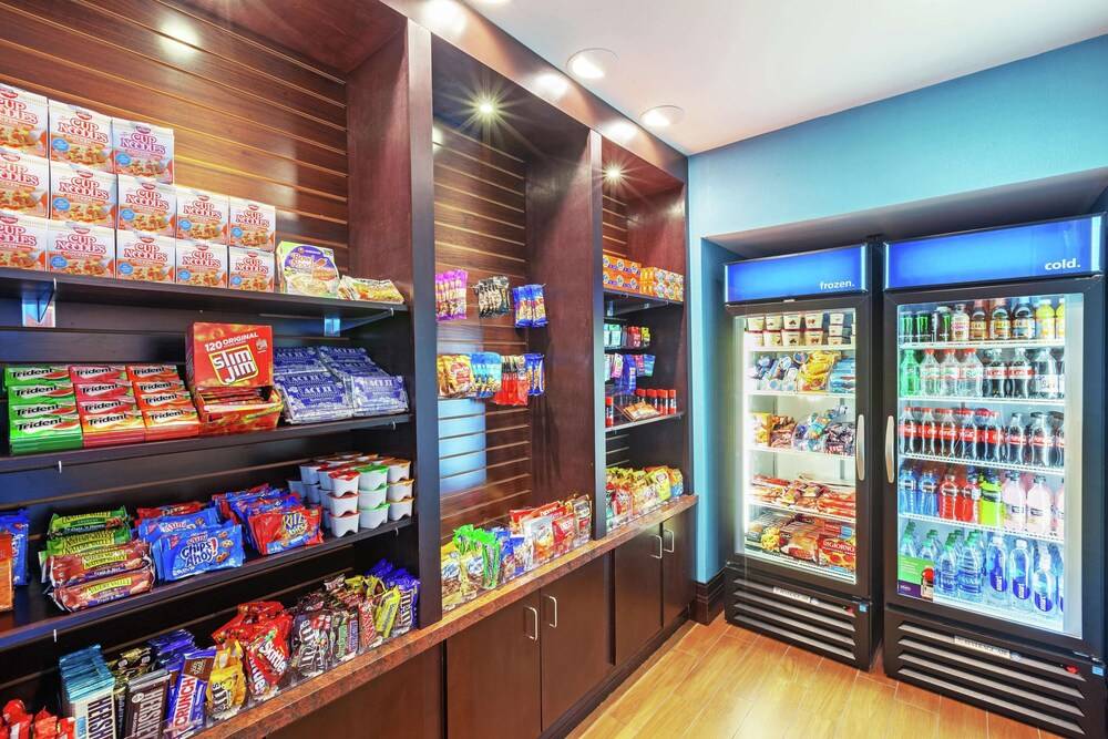 Hampton Inn & Suites by Hilton Houston North IAH - photo 30