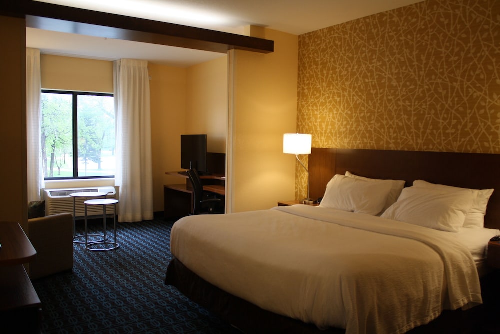 Fairfield Inn & Suites by Marriott Detroit Lakes - photo 23