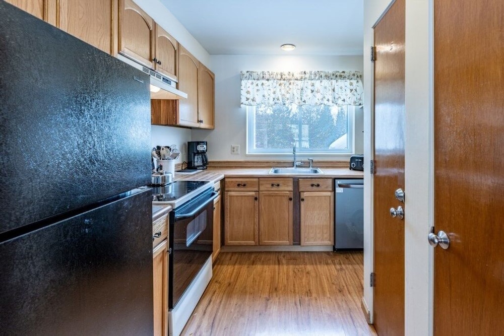 4br Private Townhouse At Smugglers' Notch Resort 4 Bedroom Condo - photo 10