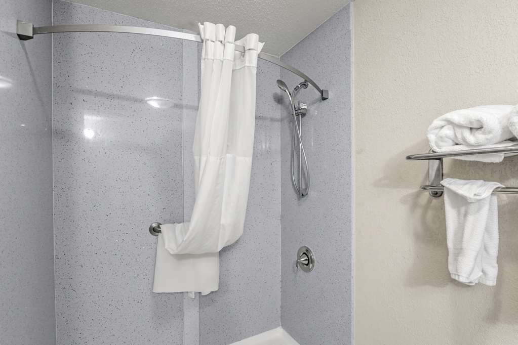 Red Lion Hotel Charlotte - photo 42