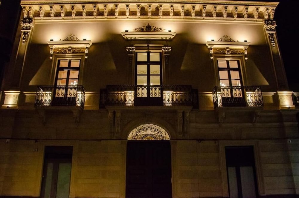 Palazzo Fiammingo Rooms — Belpasso