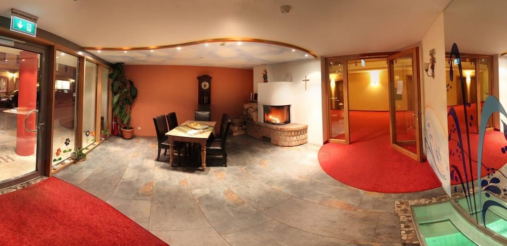Bavaria Lifestyle Hotel — Altoetting — photo 4