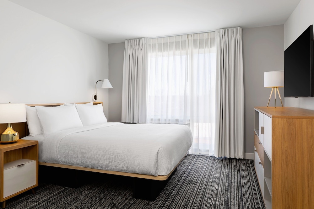 TownePlace Suites by Marriott Iron Mountain - photo 11