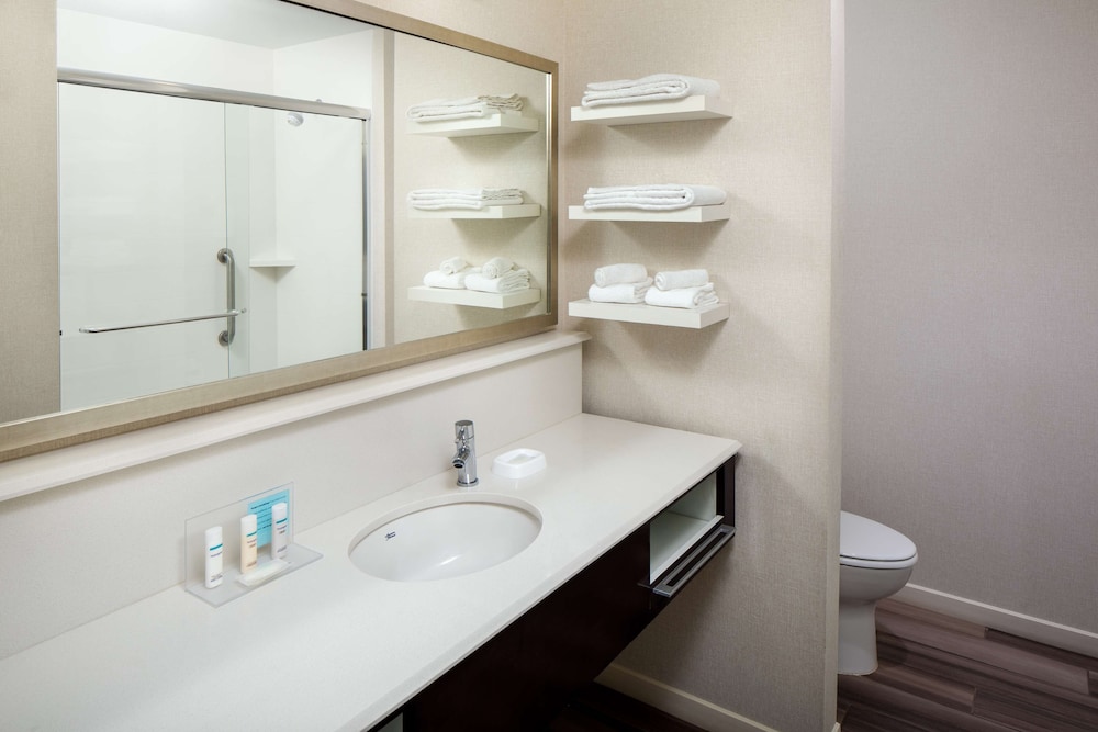 Hampton Inn & Suites Charlotte Ballantyne - photo 31