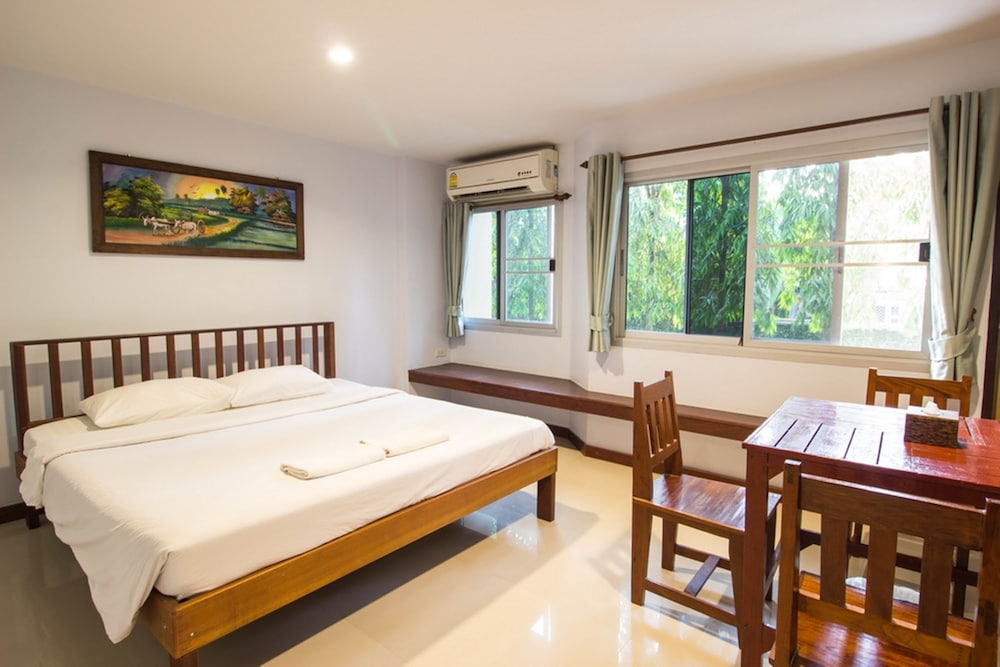 Banmaikaew in Ratchaburi, Thailand