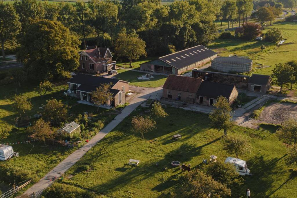 Groepsaccommodatie op natuurboerderij Huize Blokland — hotel in Hem