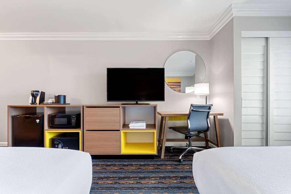 Days Inn by Wyndham San Diego Hotel Circle - photo 40