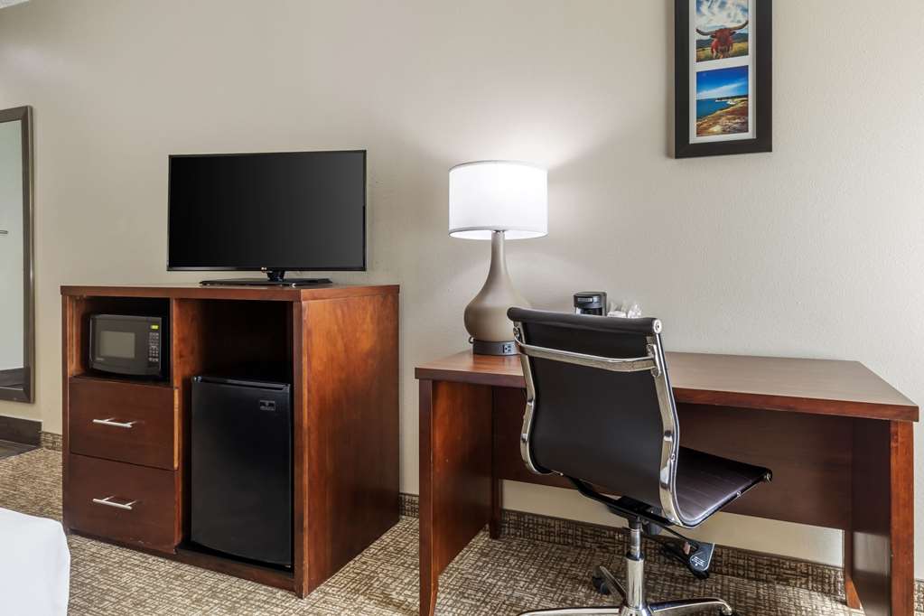 Comfort Inn & Suites Temple Medical Center - photo 13