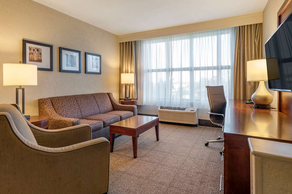 Comfort Suites Miami Kendall - photo 14