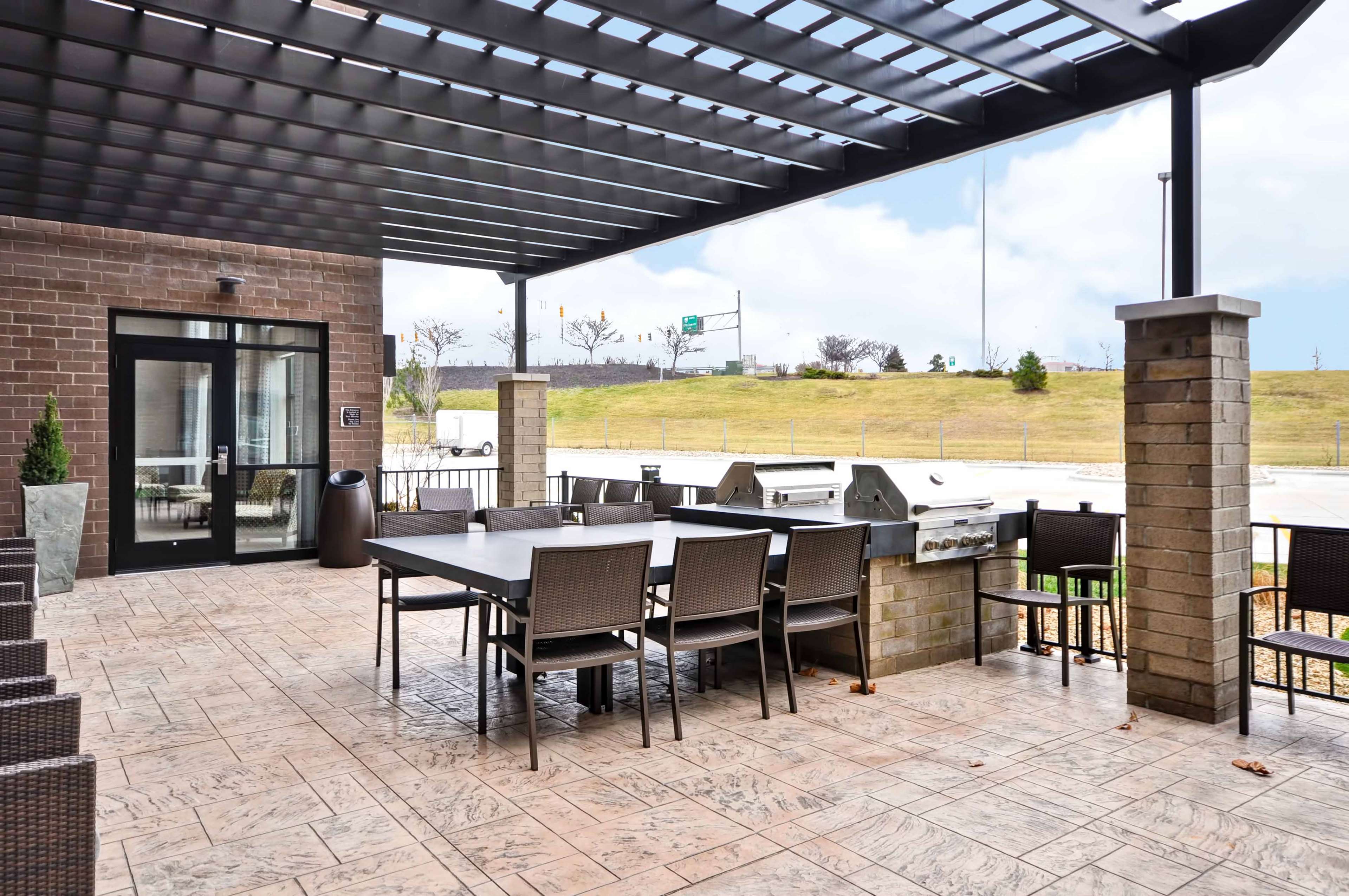 Homewood Suites by Hilton Cincinnati West Chester - photo 4