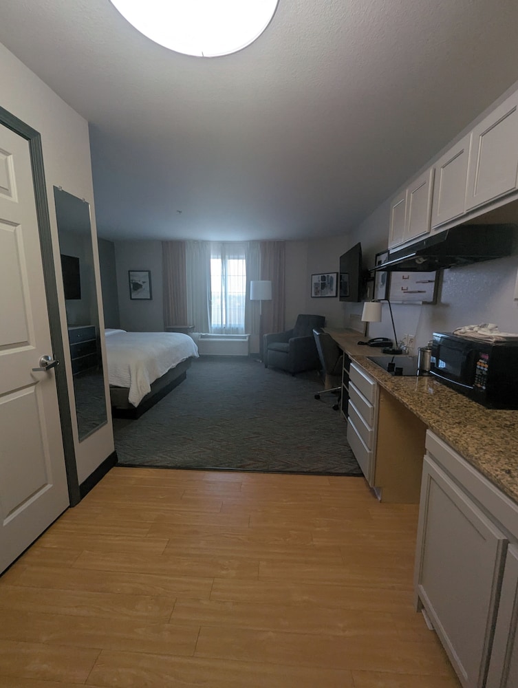 Candlewood Suites Loveland by IHG - photo 27