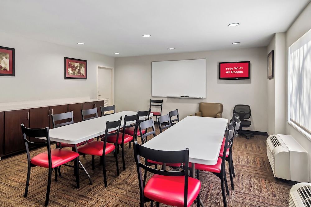 Red Roof Inn PLUS Jacksonville Southpoint - photo 39