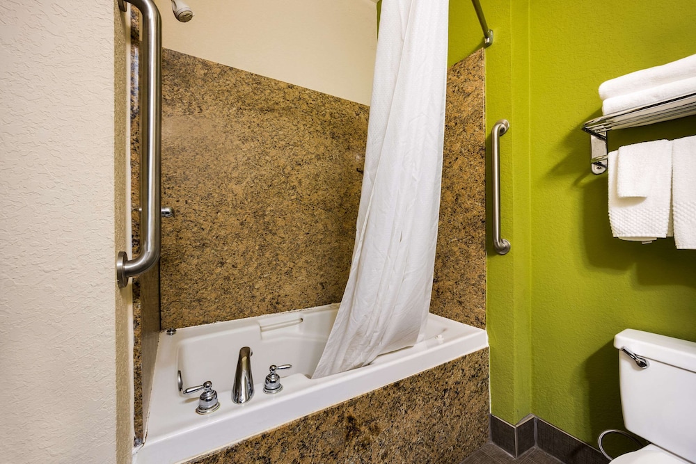 Sleep Inn & Suites Valdosta Mall Area - photo 20