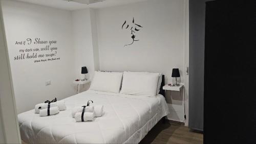 Black & White Rooms in Bari, Italy