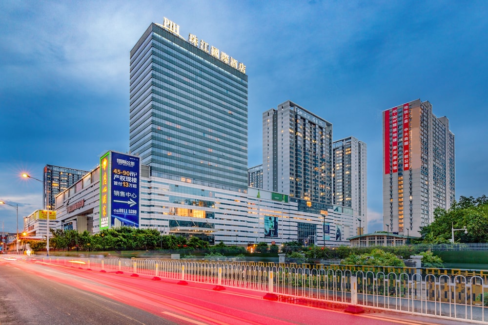 Guangzhou Pearl River International Hotel Yijing Lu Metro Station — 4-Star Luxury Hotel in Guangzhou, People's Republic of China