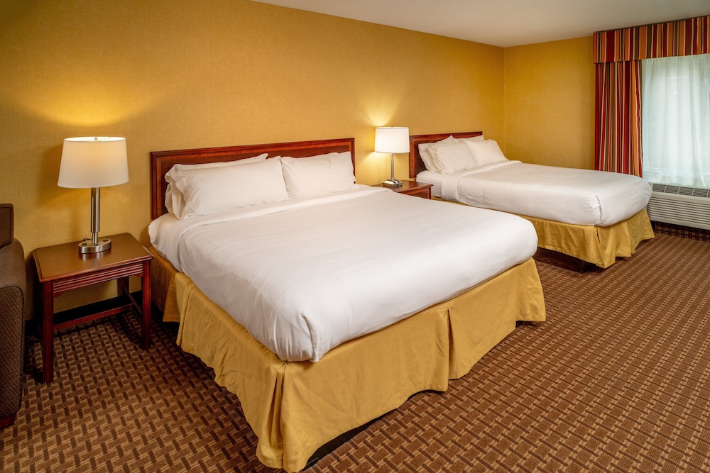 Holiday Inn Express Hotel & Suites Hazard by IHG - photo 29
