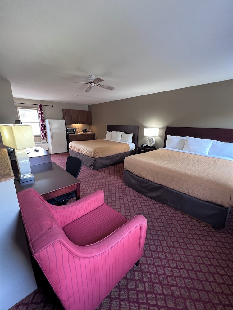 Rodeway Inn & Suites Hershey Chocolate Avenue - photo 9