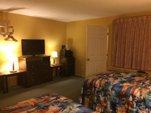 Wye Motel - photo 9