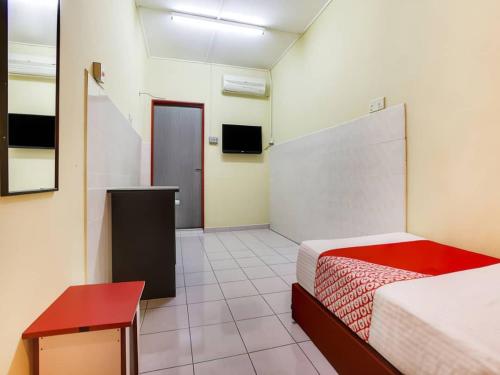 Oyo 89615 T Family Hotel in Klang, Malaysia