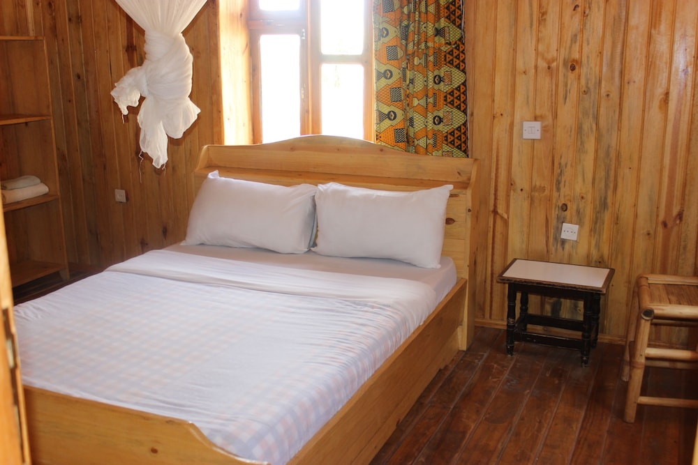 Macheo Ecolodge Camping — Kibuye — photo 5