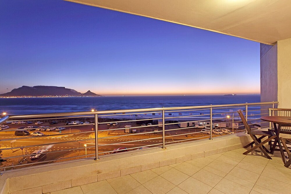 Portico 801 — 4-Star Luxury Hotel in Cape Town, South Africa