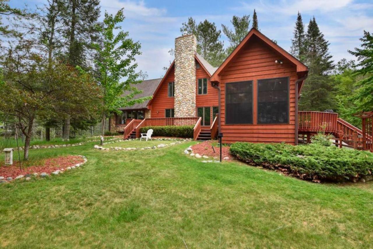 Big St Lodge on Big St Germain Lake — 4-Star Luxury Hotel in Rhinelander, United States