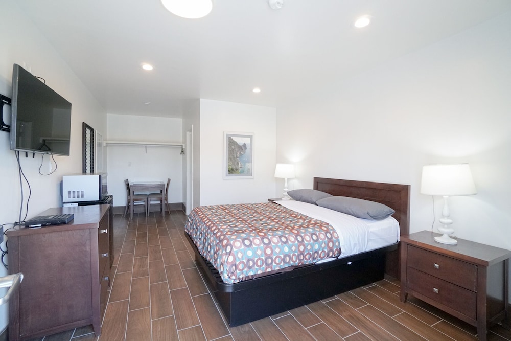 Signal Hill Motel - photo 8
