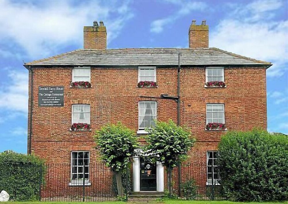 Ternhill Farm House — 5-Star Luxury Hotel in Market Drayton, United Kingdom