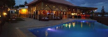 The Hut Restaurant & Boutique Hotel