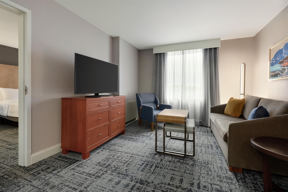 Homewood Suites by Hilton Burlington - photo 17