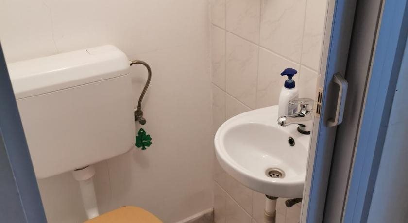 Hargita Panzio in Vecses, Hungary