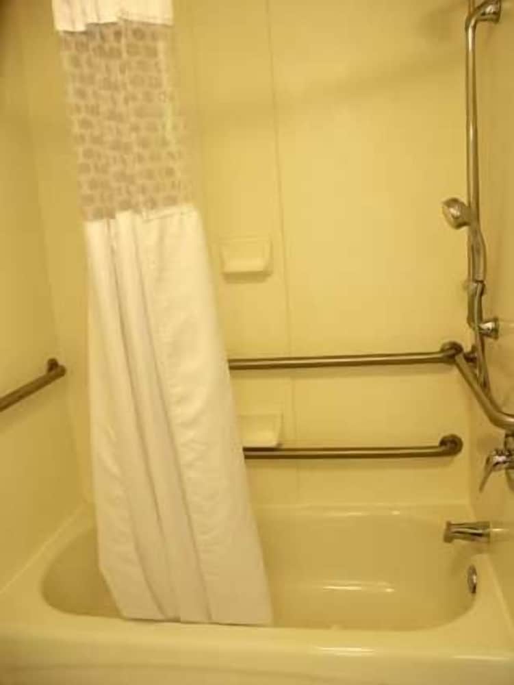 Hampton Inn Dublin - photo 24