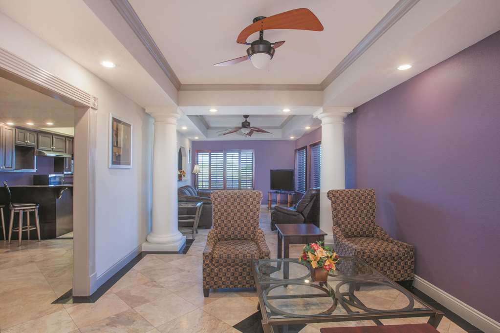 La Quinta Inn & Suites by Wyndham Fort Walton Beach - photo 21
