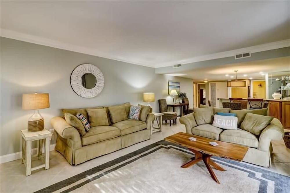 484 Plantation Club at The Sea Pines Resort - photo 8