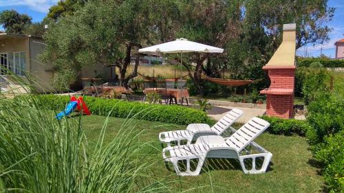Apartment in Banjol Insel Rab 17562 — 4-Star Luxury Hotel in Banjol, Croatia