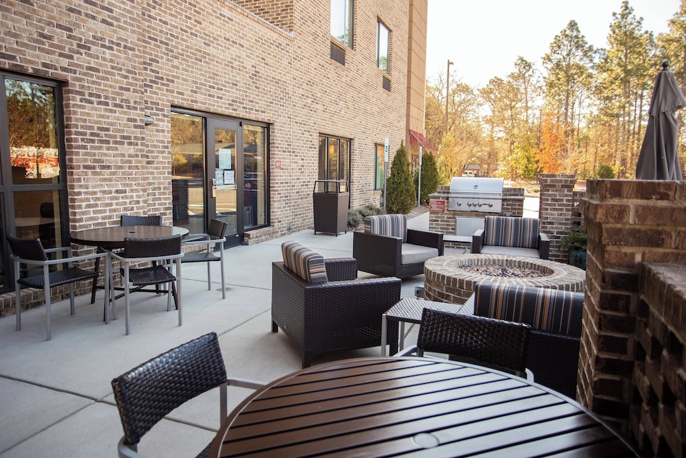 Towneplace Suites Southern Pines Aberdeen - photo 27