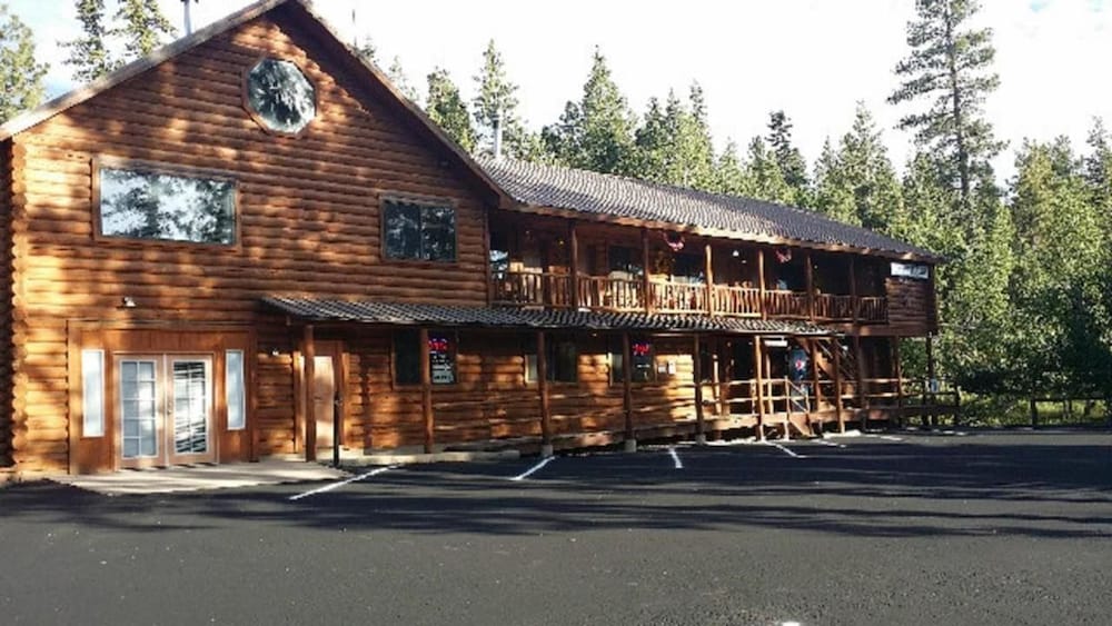 Duck Creek Village Inn — Alton — photo 2
