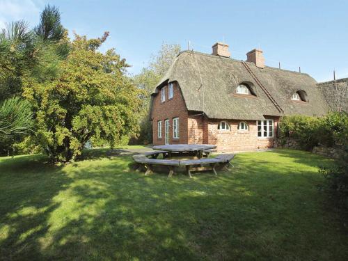 Heidehaus - carbon neutral hotel in Unknown City