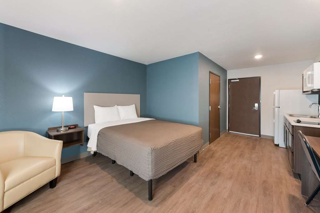 Woodspring Suites Dayton North - photo 9