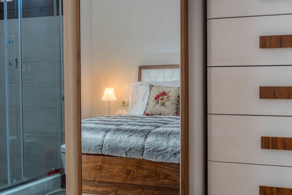 Olive Garden Villas — Perama — photo 4