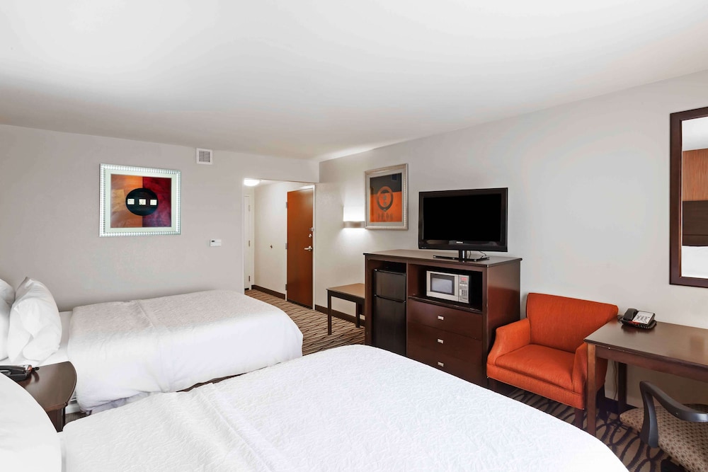 Hampton Inn & Suites Morgan City - photo 13