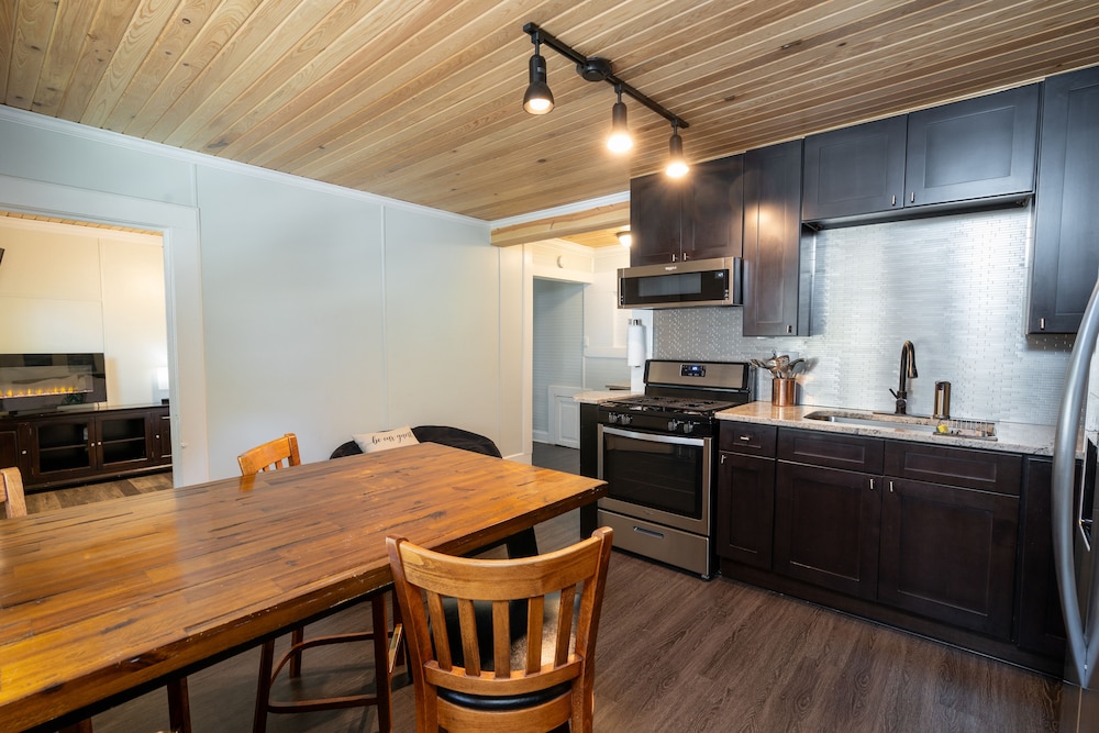 Depot Village - photo 36