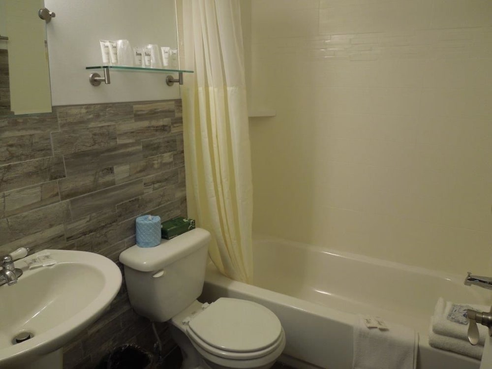 Super 8 By Wyndham Albany - photo 35