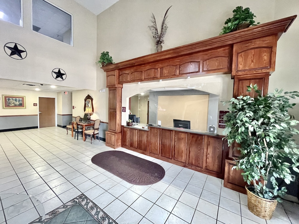 FairBridge Inn & Suites Cleburne - photo 4