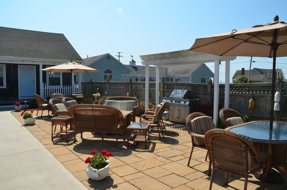 Beach Breeze Inn - photo 64