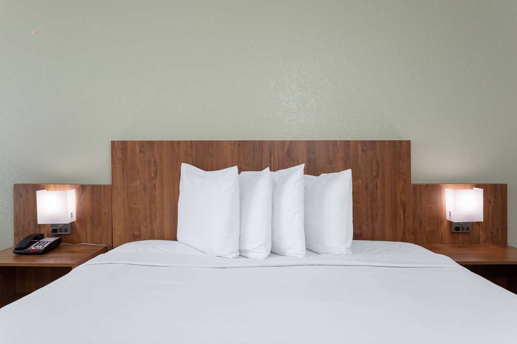 Ramada by Wyndham Altamonte Springs Near I 4 - photo 21