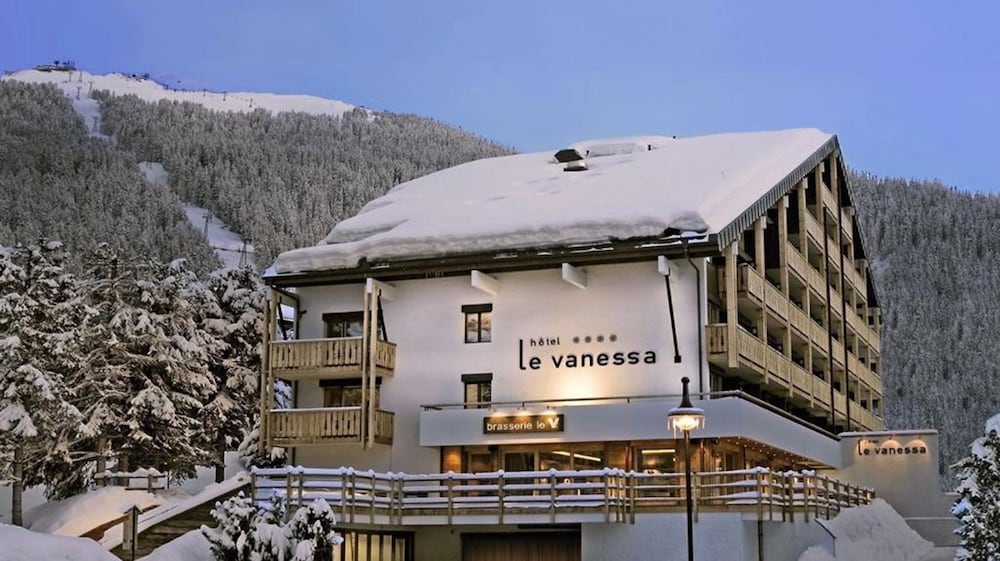 Hotel Vanessa — 4-Star Luxury Hotel in Bagnes, Switzerland