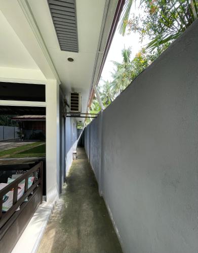 Diez Dregger Fully Furnished Apartments — 4-Star Luxury Hotel in Valencia, Philippines
